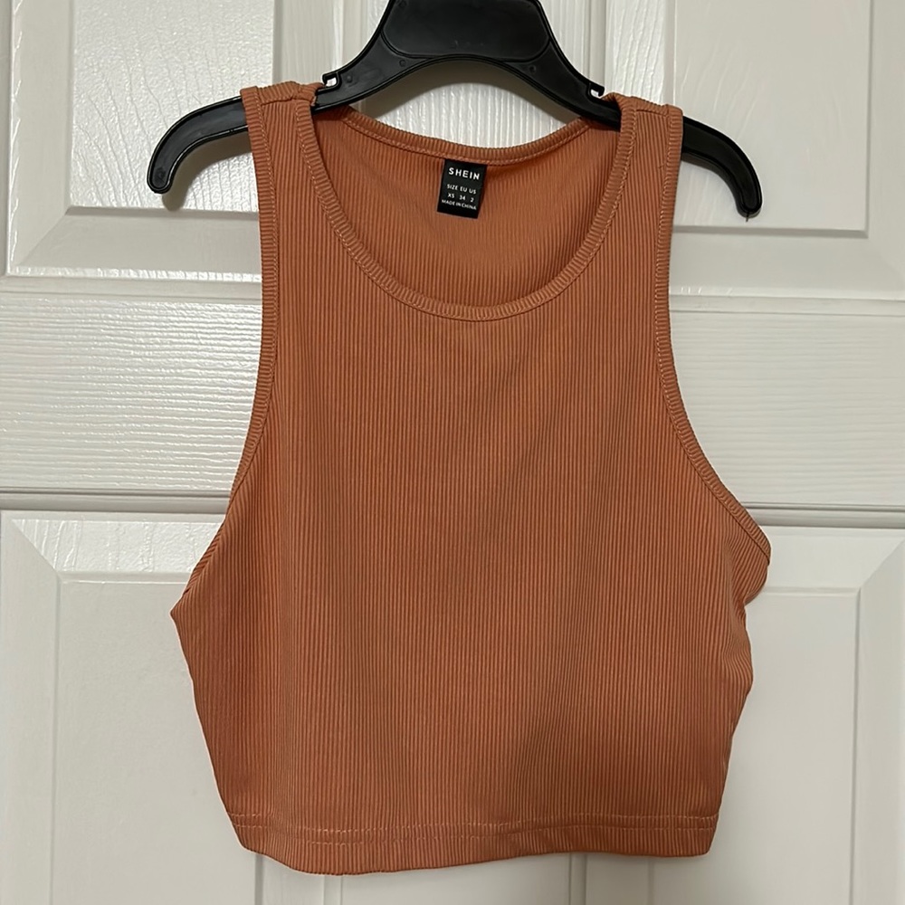 Peach Shein cropped tank top XS